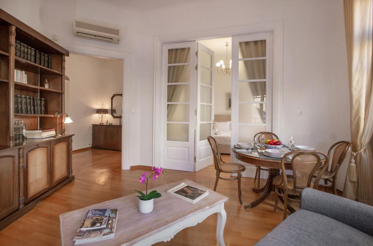Neoclassical Apartment Close To Syntagma-Plaka By Ghh Athènes Extérieur photo