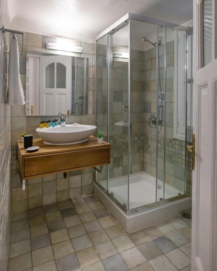 Neoclassical Apartment Close To Syntagma-Plaka By Ghh Athènes Extérieur photo