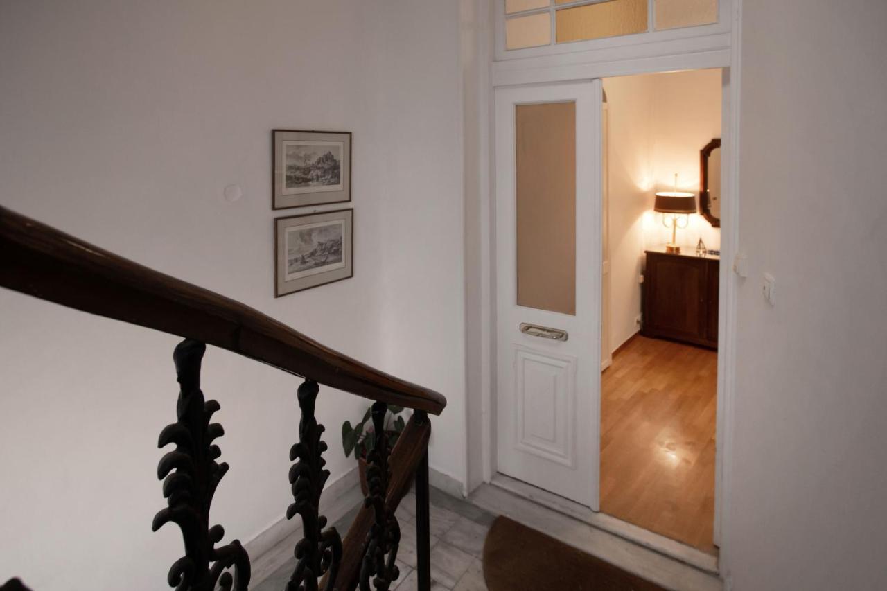 Neoclassical Apartment Close To Syntagma-Plaka By Ghh Athènes Extérieur photo